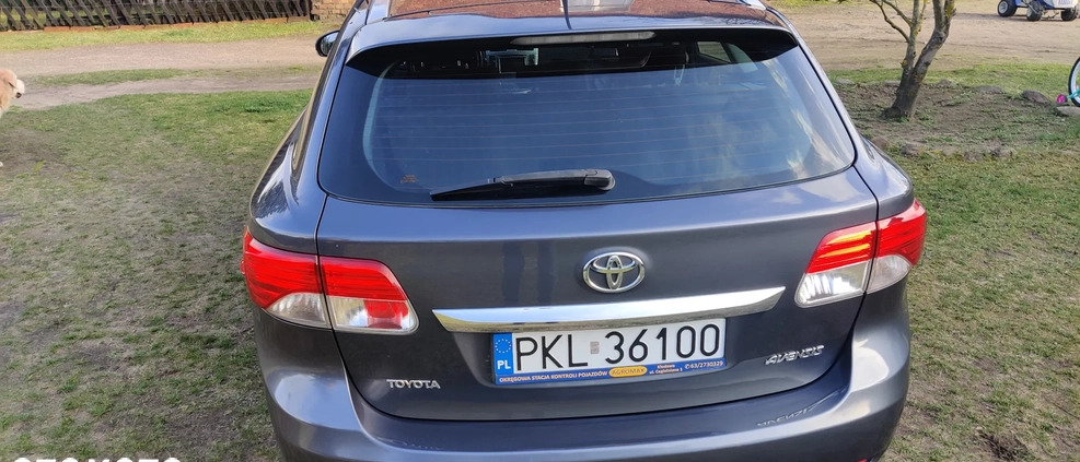 Toyota Avensis cena 33500 przebieg: 207674, rok produkcji 2012 z Koło małe 497